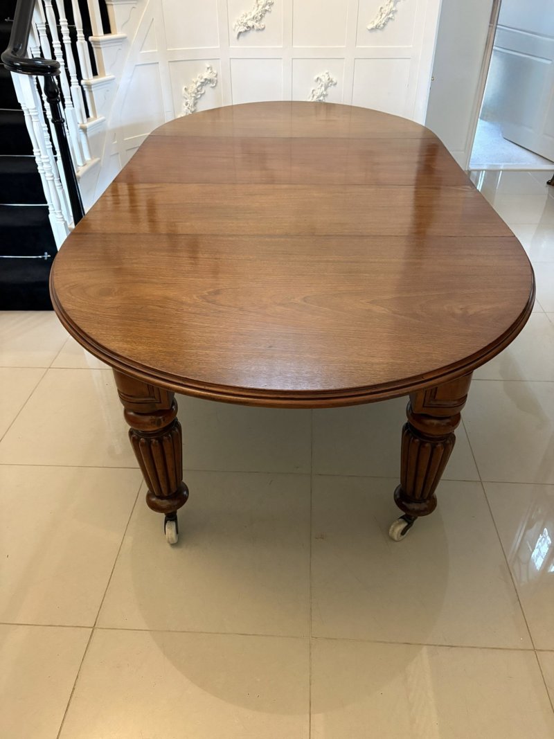 Large 12 Seater Outstanding Quality Antique Victorian Figured Mahogany Extending Dining Table